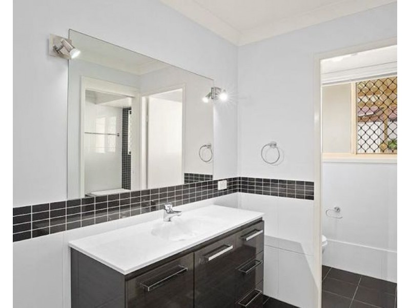 24 Sea Breeze Place, Boambee East NSW 2452