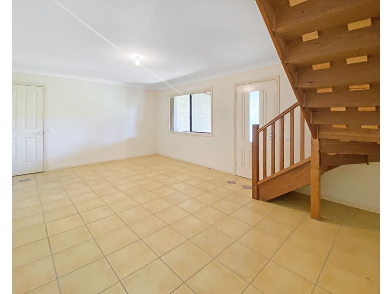 4 Lake View Avenue, Safety Beach NSW 2456