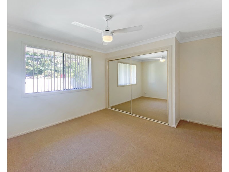 4 Lake View Avenue, Safety Beach NSW 2456