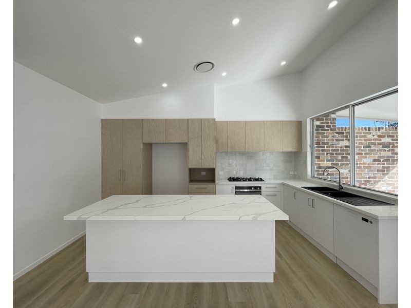 2 Edgewater Avenue, Moonee Beach NSW 2450