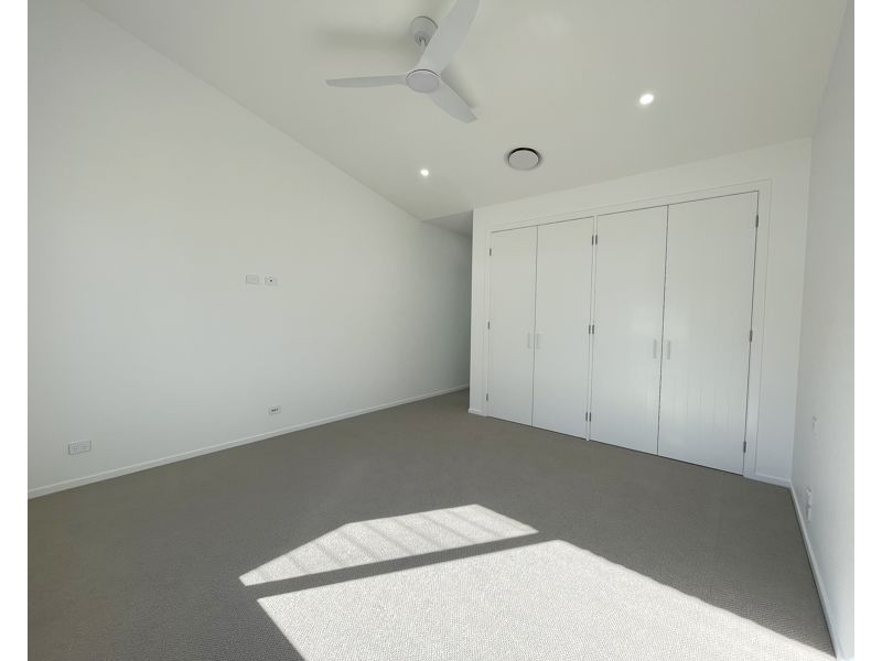 2 Edgewater Avenue, Moonee Beach NSW 2450