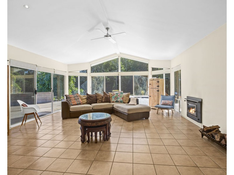 282 Pine Creek Way, Bonville NSW 2441