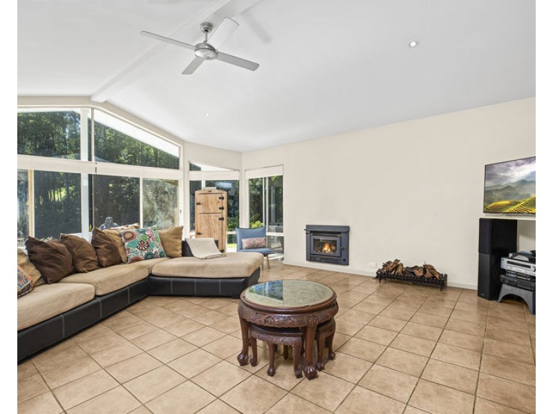 282 Pine Creek Way, Bonville NSW 2441