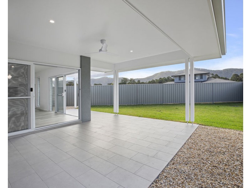 21 Currawong Cl, Coffs Harbour NSW 2450