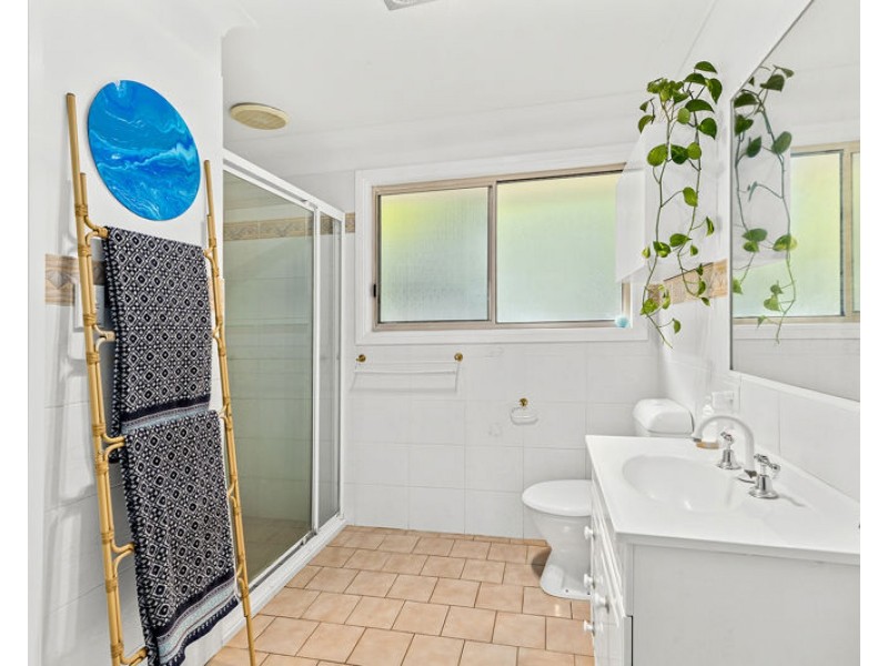 1 Charkate Cl, Boambee East NSW 2452