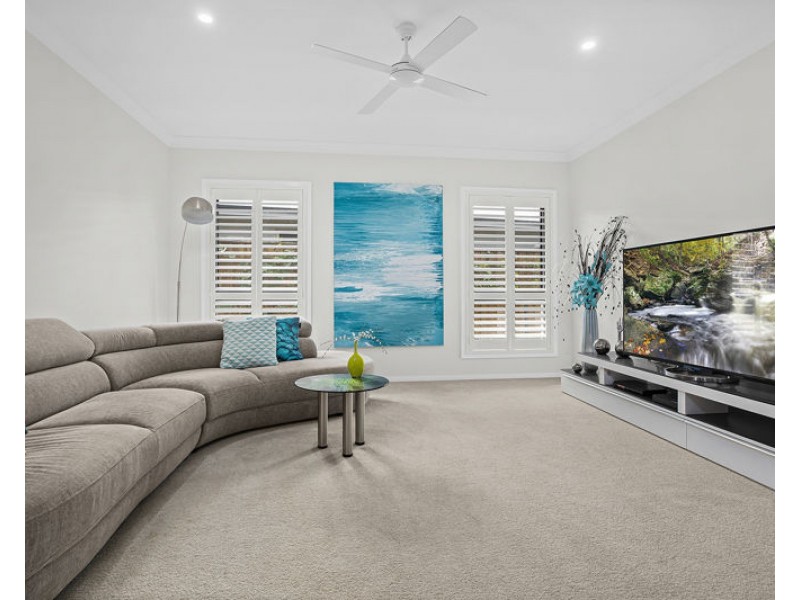 18 Watergum Close, Sapphire Beach NSW 2450