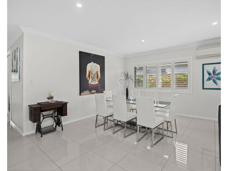 18 Watergum Close, Sapphire Beach NSW 2450