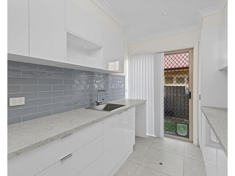 6 Pine Brush Cres, Korora NSW 2450