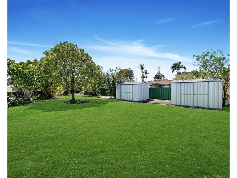 8 Smails Close, Woolgoolga NSW 2456