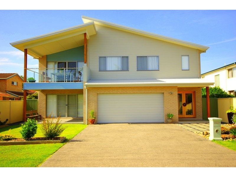 7 Eighth Avenue, Sawtell NSW 2452