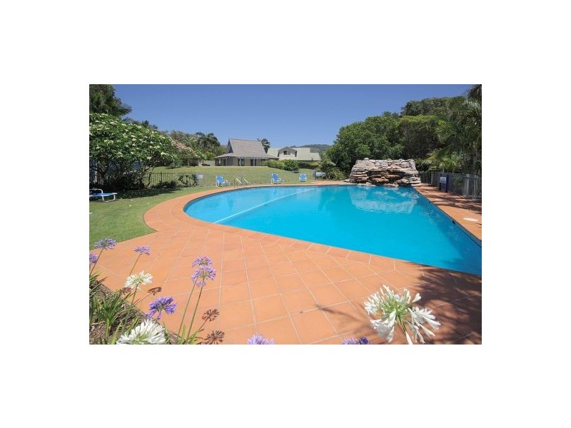 7 Beach Haven Court, Sapphire Beach NSW 2450
