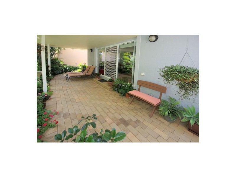 7 Beach Haven Court, Sapphire Beach NSW 2450