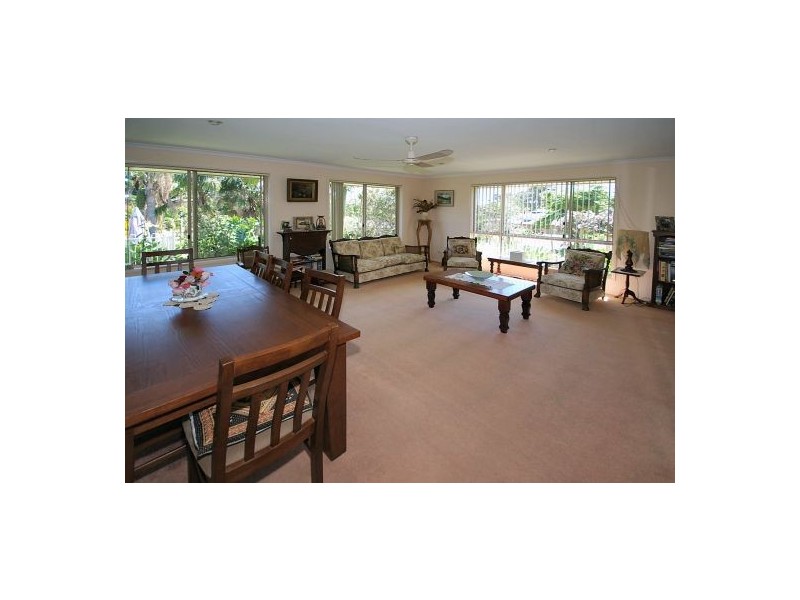 8 Seabreeze Place, Boambee East NSW 2452