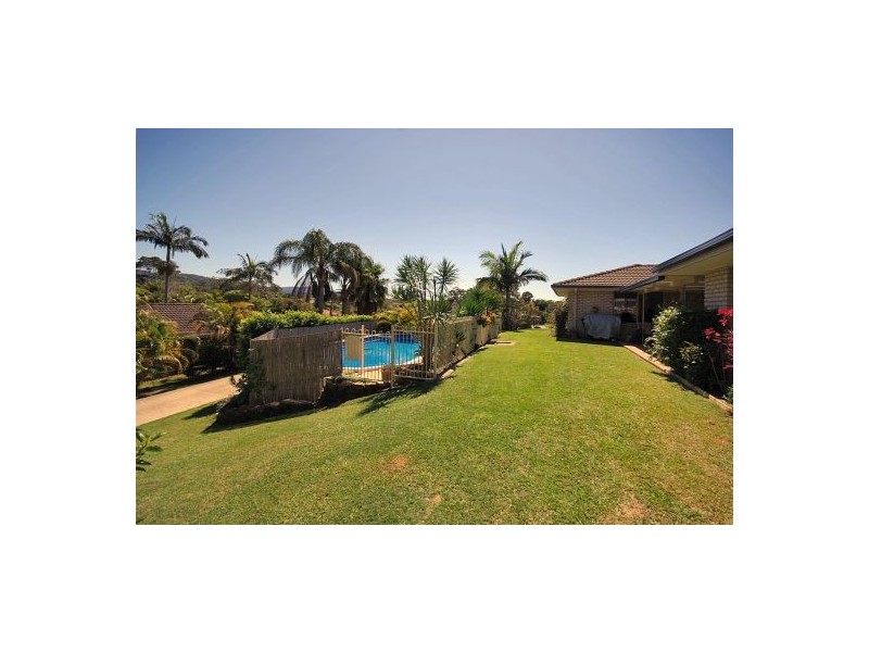 8 Seabreeze Place, Boambee East NSW 2452