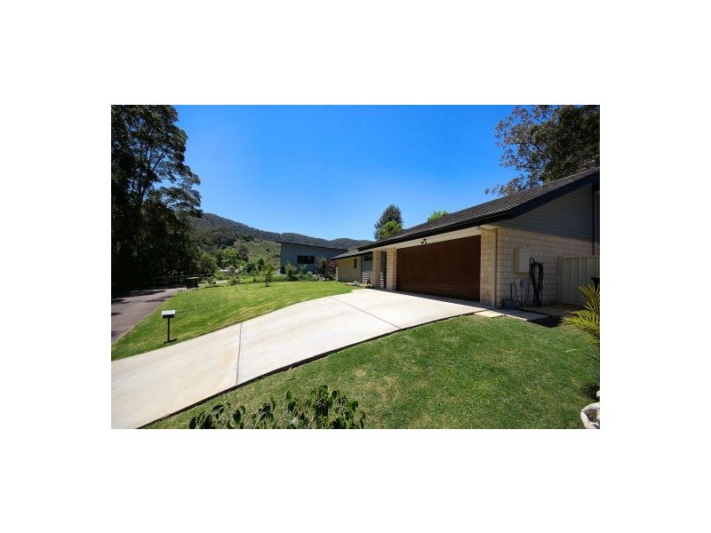 8 Agave Grove (Off Griffith Ave), Coffs Harbour NSW 2450