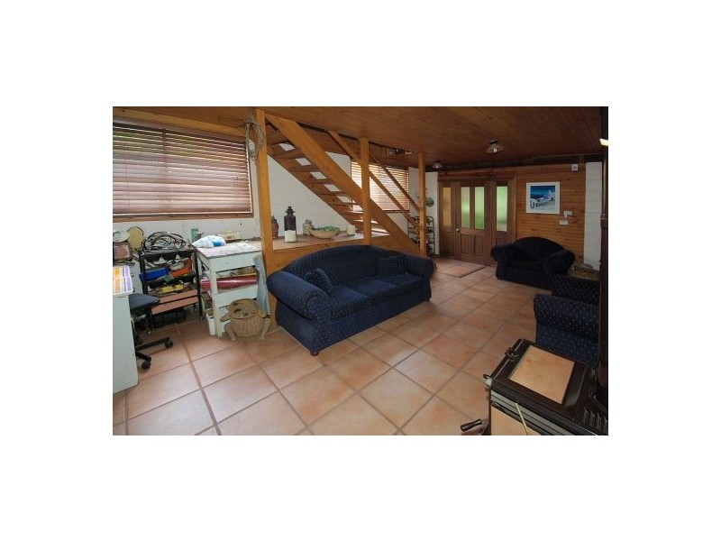 33 Bluff Road, Emerald Beach NSW 2456