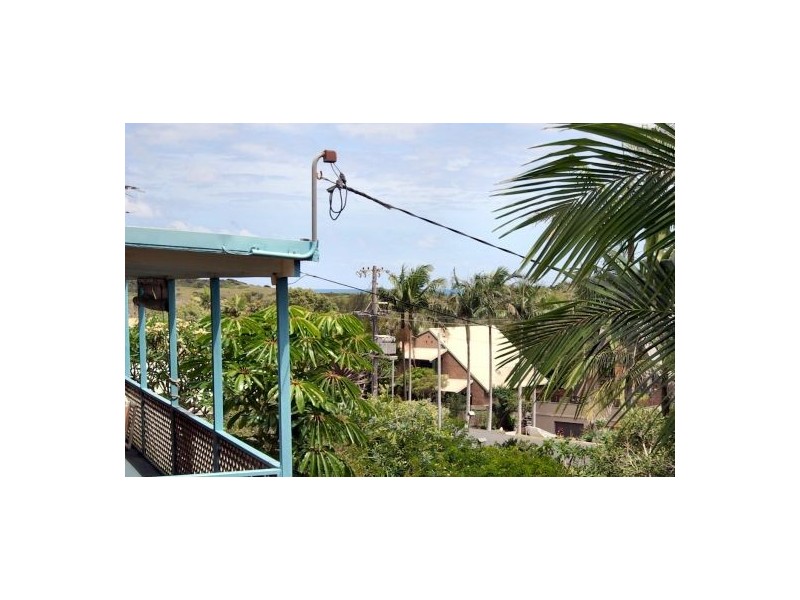 33 Bluff Road, Emerald Beach NSW 2456