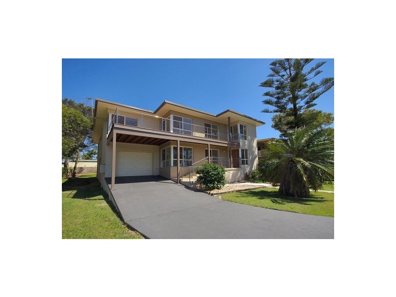 36 Sandys Beach Road, Sandy Beach NSW 2456