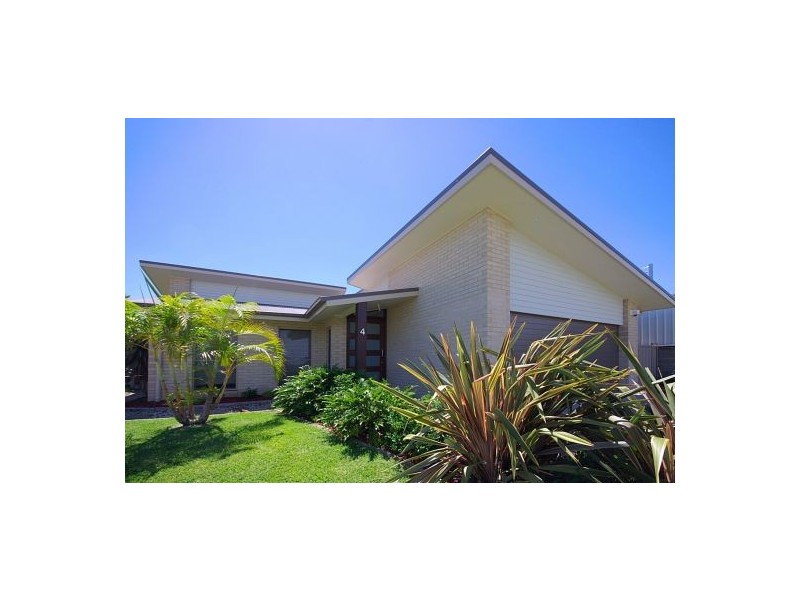 4 Ceanothus Close, Coffs Harbour NSW 2450