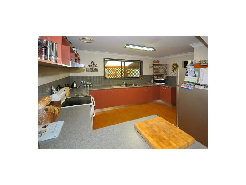 10 DUTTON CRES, Coffs Harbour NSW 2450