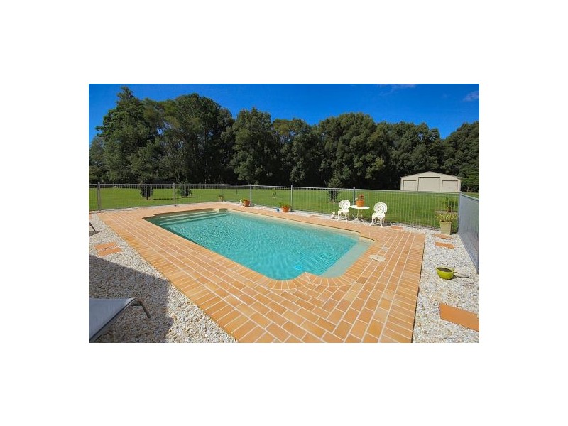 73 Braford Drive, Bonville NSW 2441