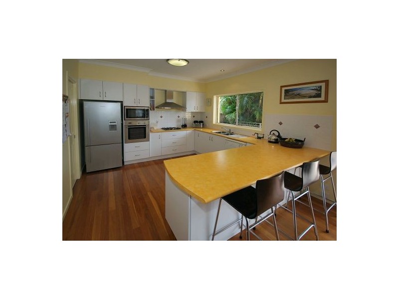 6 Serene Court, Sapphire Beach NSW 2450