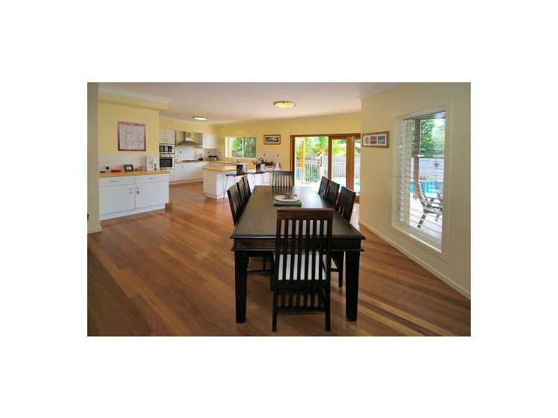 6 Serene Court, Sapphire Beach NSW 2450