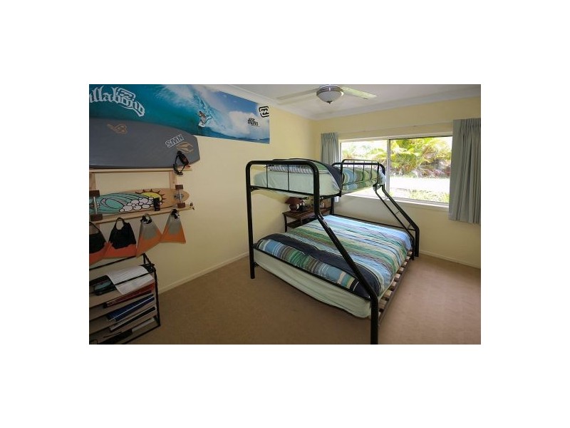 6 Serene Court, Sapphire Beach NSW 2450