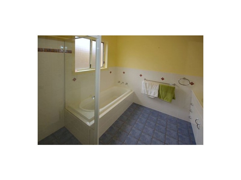 6 Serene Court, Sapphire Beach NSW 2450