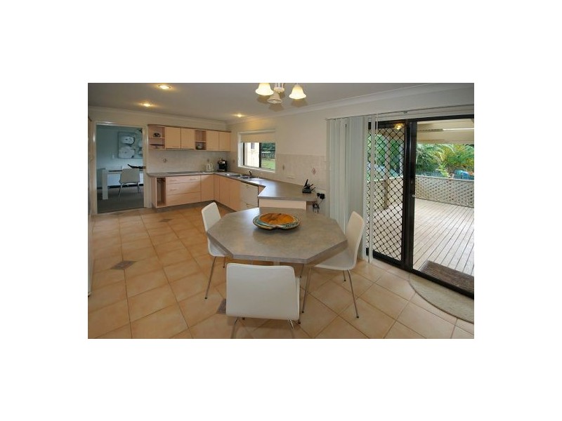 98 Braford Drive, Bonville NSW 2441