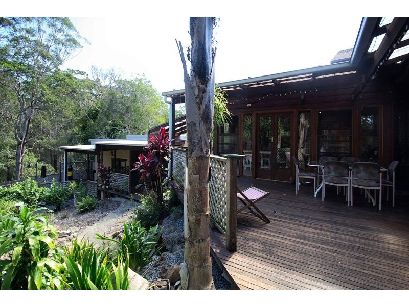 18 Campbell St, Safety Beach NSW 2456