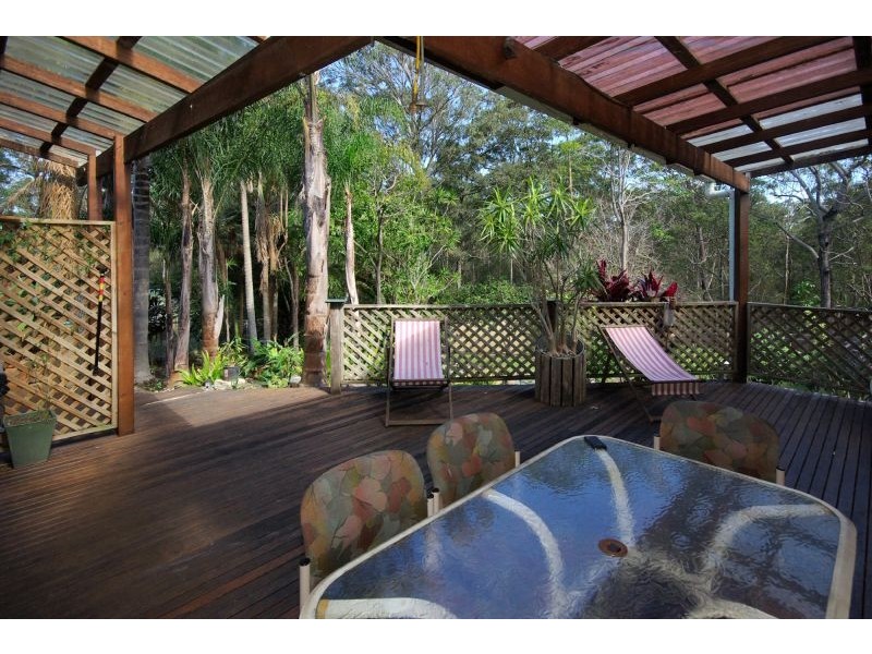 18 Campbell St, Safety Beach NSW 2456