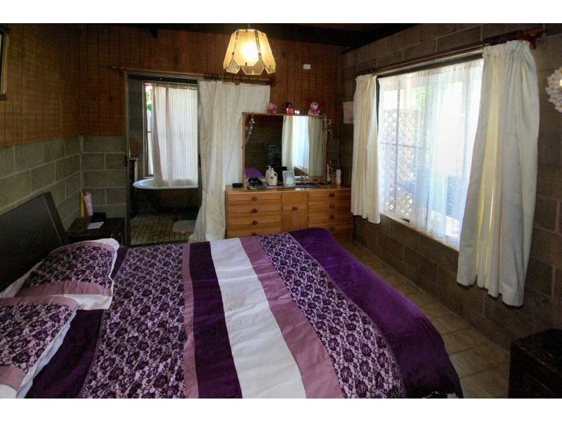 18 Campbell St, Safety Beach NSW 2456