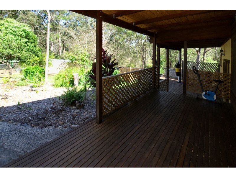 18 Campbell St, Safety Beach NSW 2456