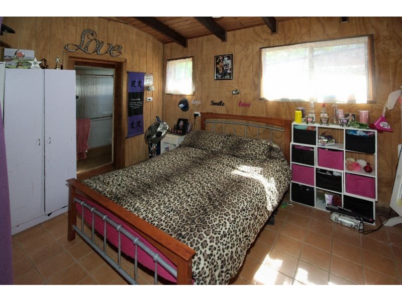 18 Campbell St, Safety Beach NSW 2456