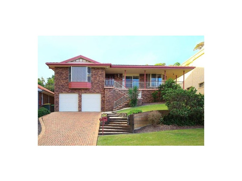 3 Diggers Headland Pl, Coffs Harbour NSW 2450