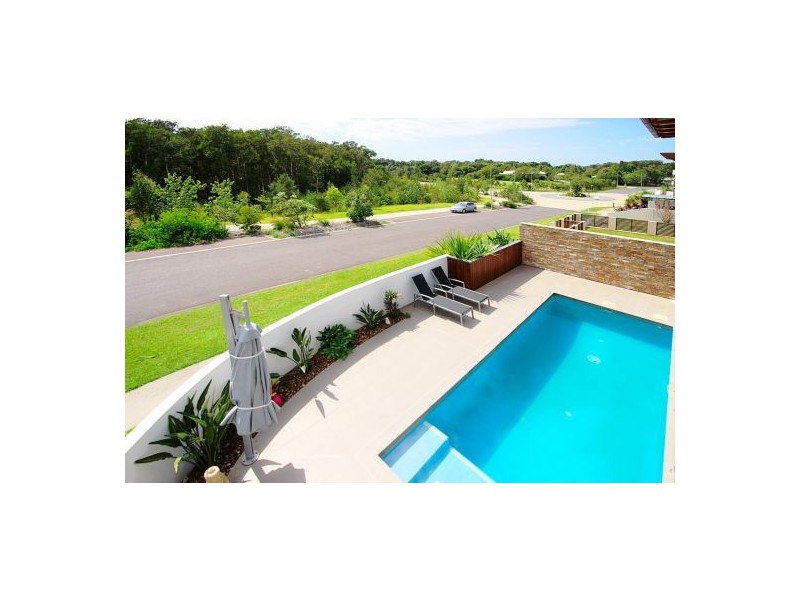 10 Paperbark Street, Sapphire Beach NSW 2450