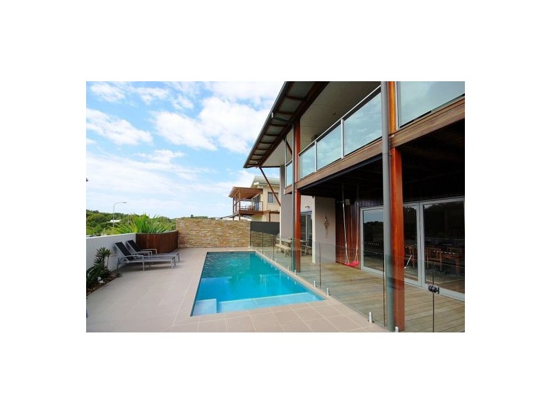 10 Paperbark Street, Sapphire Beach NSW 2450