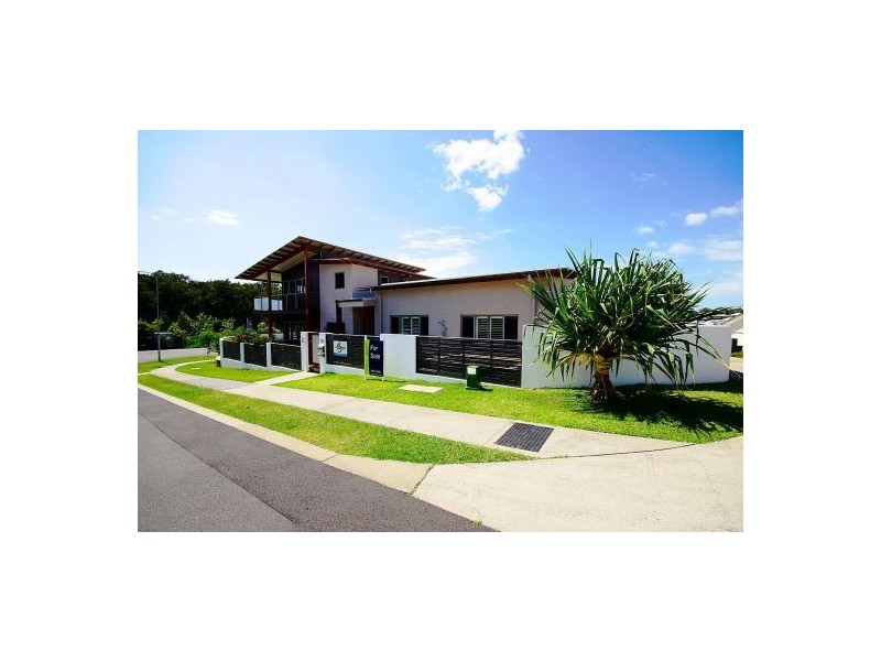 10 Paperbark Street, Sapphire Beach NSW 2450