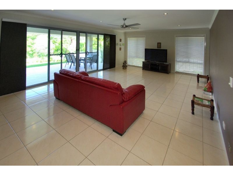 9 Ceanothus Cl, Coffs Harbour NSW 2450