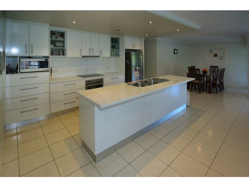 9 Ceanothus Cl, Coffs Harbour NSW 2450