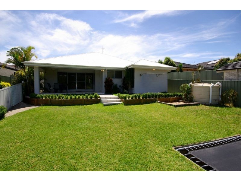 9 Ceanothus Cl, Coffs Harbour NSW 2450