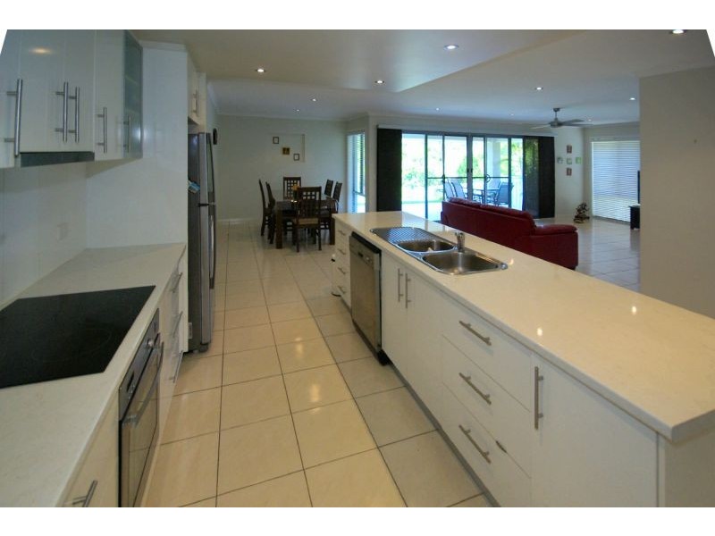 9 Ceanothus Cl, Coffs Harbour NSW 2450