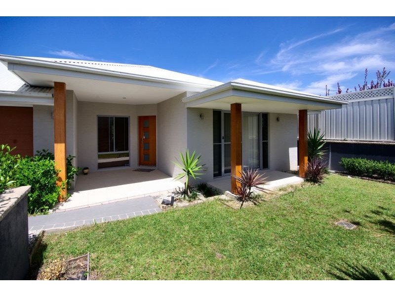 9 Ceanothus Cl, Coffs Harbour NSW 2450