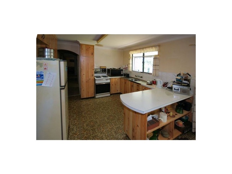 24 Taloumbi Rd, Coffs Harbour NSW 2450