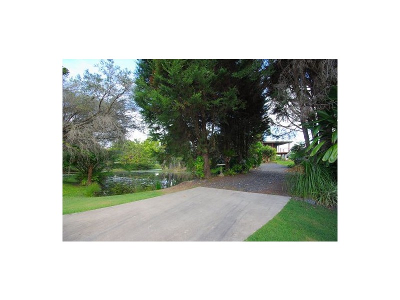 15 Bakker Drive, Bonville NSW 2441