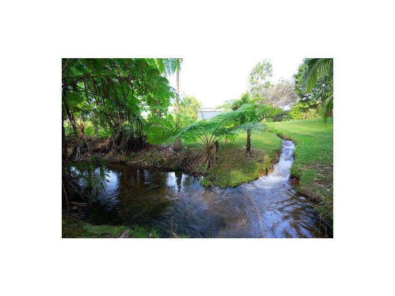 15 Bakker Drive, Bonville NSW 2441