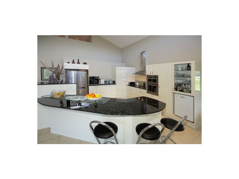 15 Bakker Drive, Bonville NSW 2441