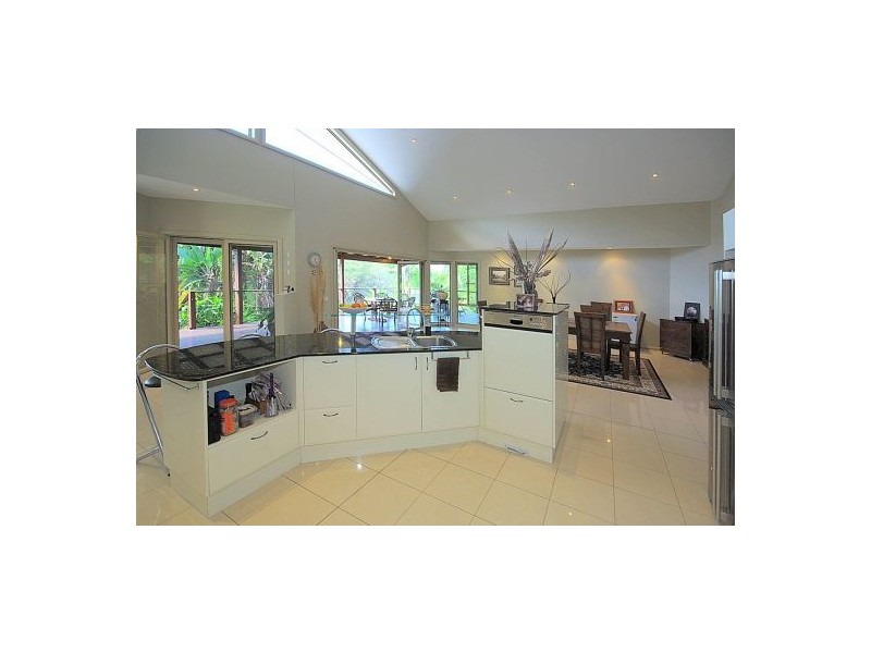 15 Bakker Drive, Bonville NSW 2441