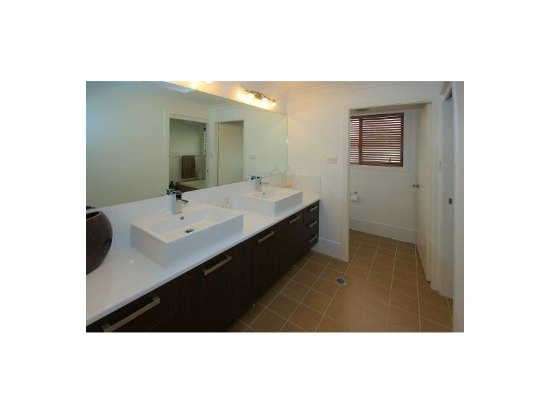 66 Vera Dr, Coffs Harbour NSW 2450